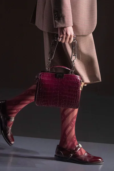 Look 22